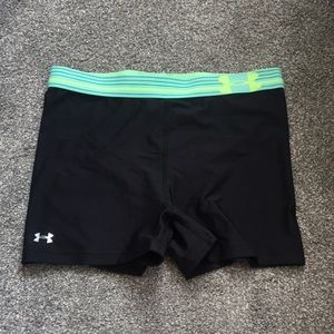 spandex underarmour shorts